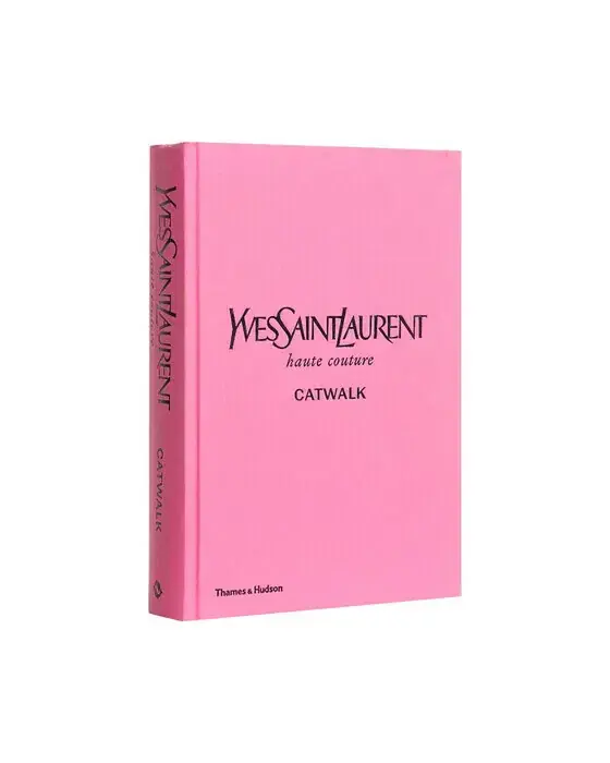 Kampanjpris New Mags - Yves Saint Laurent Haute Couture - Catwalk - Bok - Thames & Hudson - Onesize