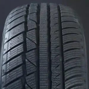 215/45R17 LINGLONG GREEMAX WINTER UHP FRIKTION Köp online